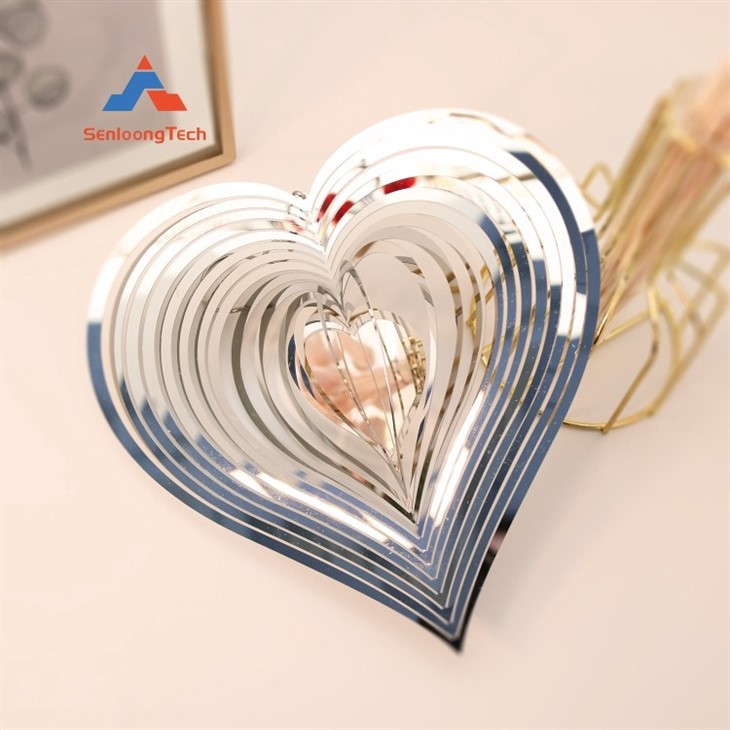 Heart shaped wind spinner etching decoration