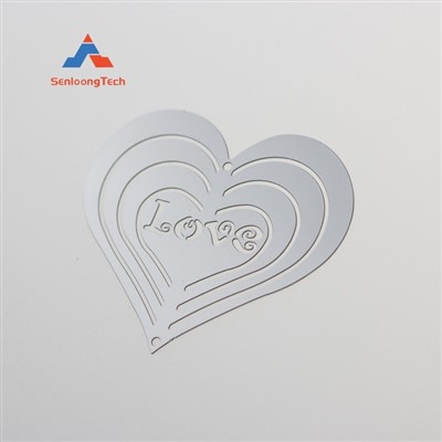 Söövitatud õõnes graveeritud kaunistus