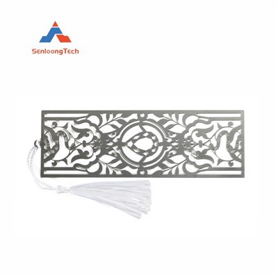 Söövitatud ristkülikukujuline metalli järjehoidja